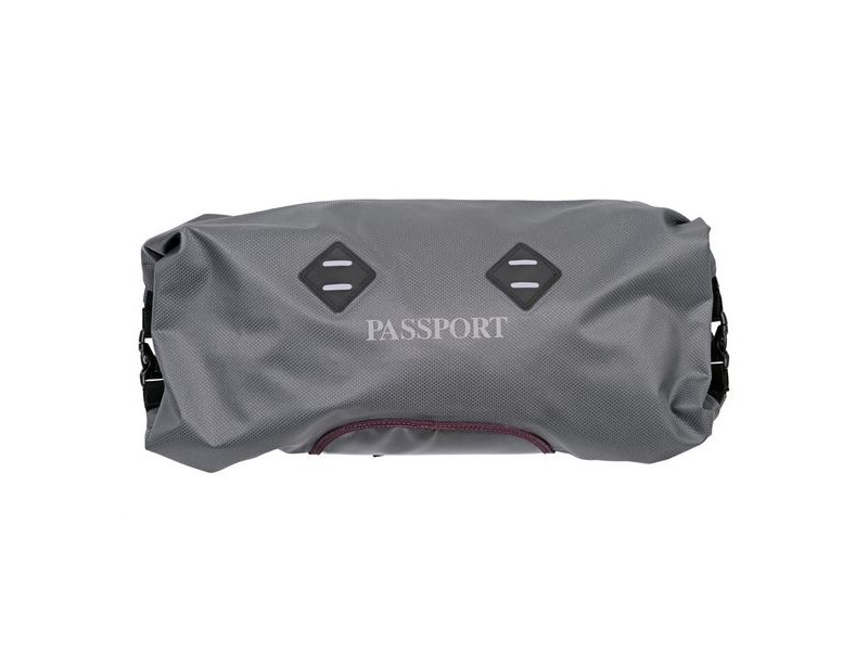 Passport Handlebar Bag Large click to zoom image
